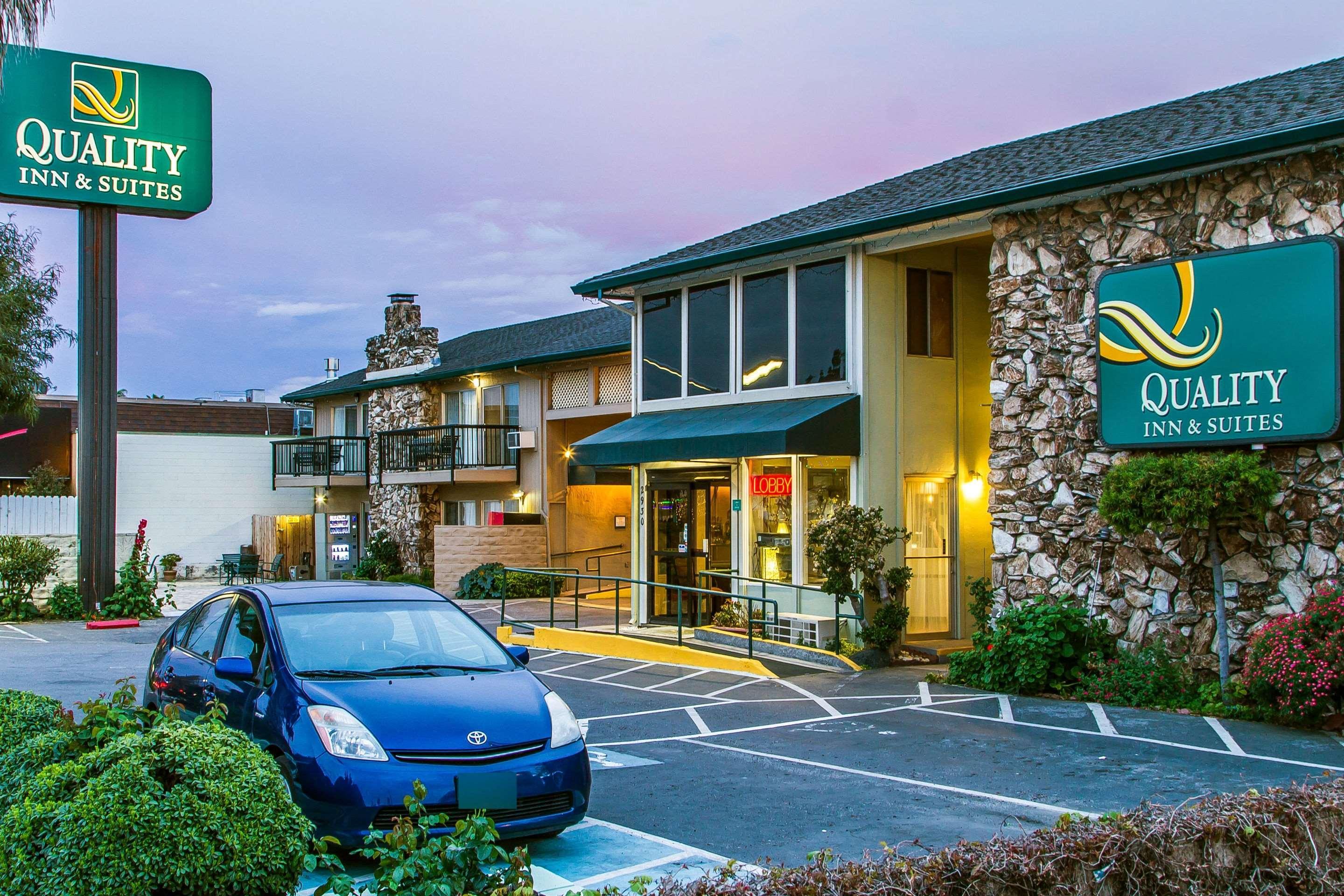 Quality Inn & Suites Silicon Valley Santa Clara Exterior photo